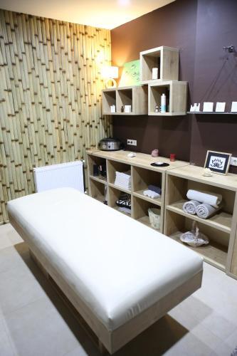 Two Level Apartment Redco 3