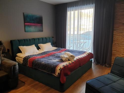 Atriumi Apartment # 201
