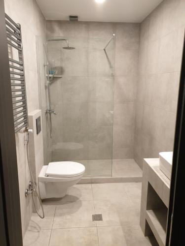 Atriumi Apartment # 201