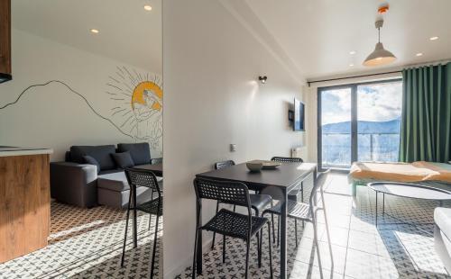 Twin Apartments 1