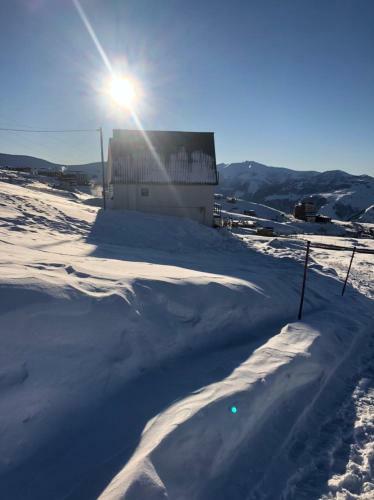 Mountain Cottages In Gudauri