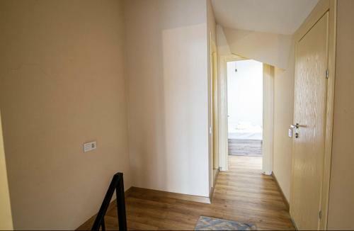 Two-bedroom Apartment Next To The Gondola Ski Lift