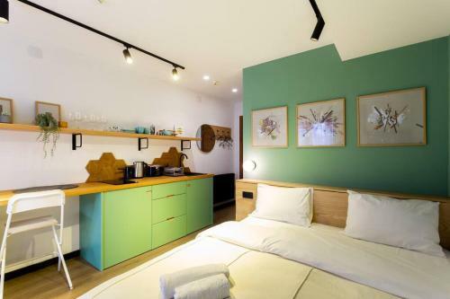Stylish Studio Apartment With Balcony In Marshall Gudauri Project