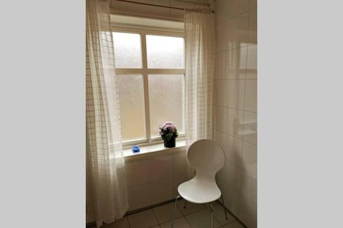 Seaside Apartment In Unique Location