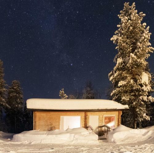 M�kki - The White Blue Wilderness Lodge