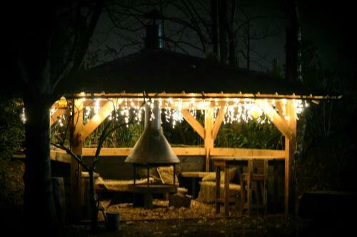 B&B Wood, Food & More