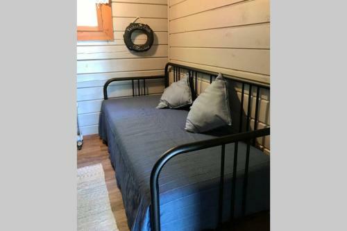 Lovely Holiday Home Villa Swan
