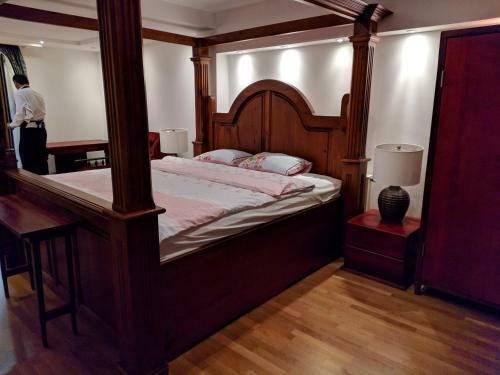 Hotel And Restaurant Abas