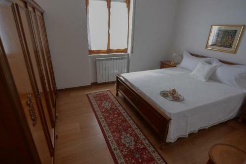 Hostal S'alighera Guest House