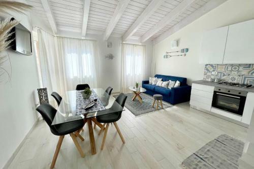 Free Private Parking, New Apartment