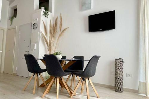 Free Private Parking, New Apartment