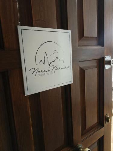 Hostal Nonna Nannina Guest House