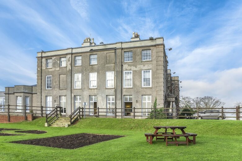 Hotel Wychnor Park Country Club