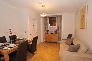Chester Apartments