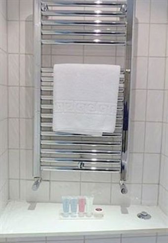 Hostal Grosvenor Place Guest House