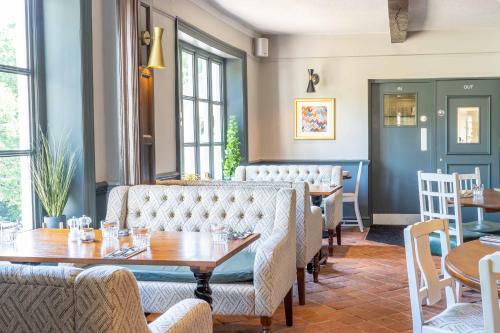 Posada Hartford Hall Hotel By Marston's Inns