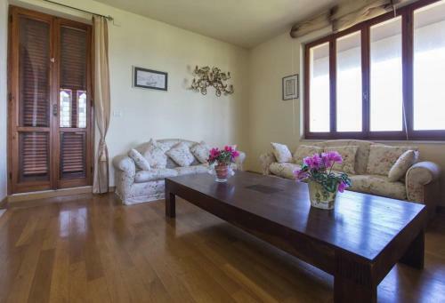 Alghero Villa Per 8 Persone Vista Mare Immersa Nel Verde Con Giardino
