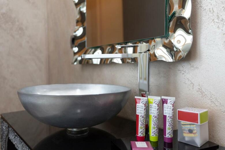 Hostal Luxury Liberty House