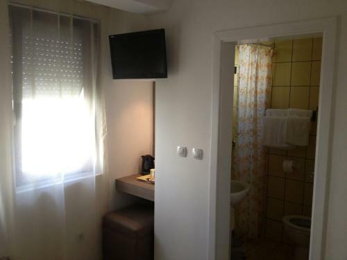 Hostal Villa White Lake