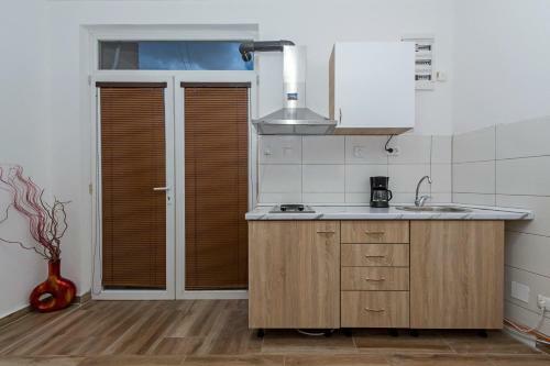 Hostal Upper Gate Apartments
