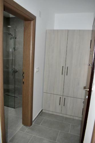Apartment Ema