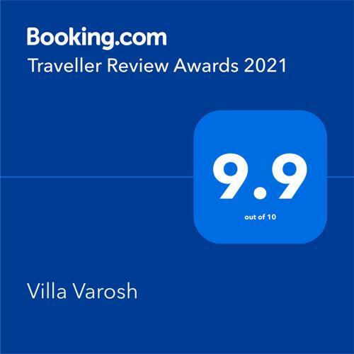 Apartamentos Villa Varosh