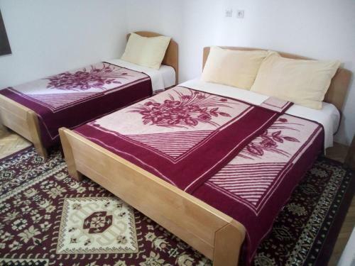 Hostal Apartment Stefano - Center