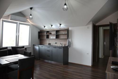 Mihail's Apartments In Ohrid - 1