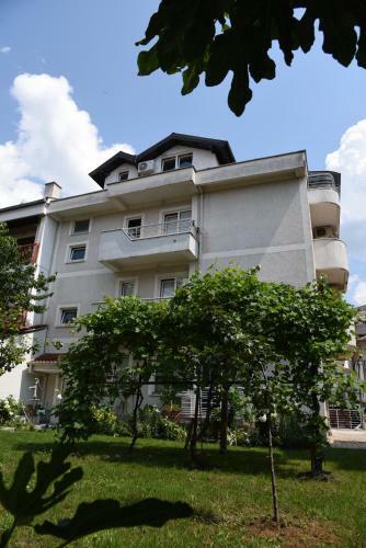 Mihail's Apartments In Ohrid - 1