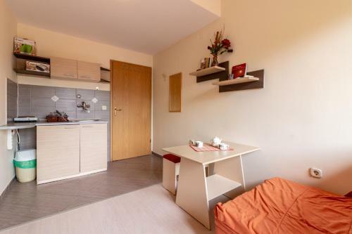 Denicia Apartments