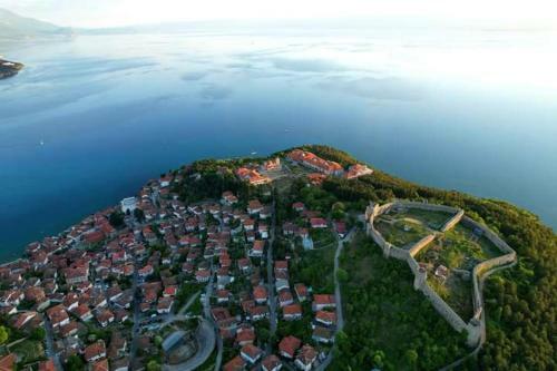 Apartamento Korovesh