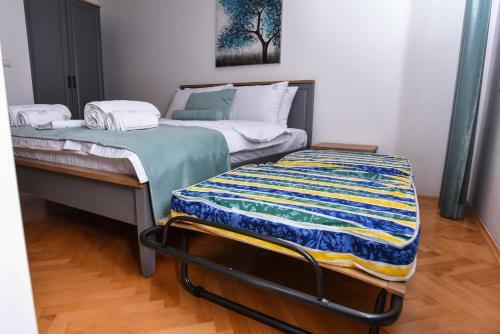 Rupe Apartments