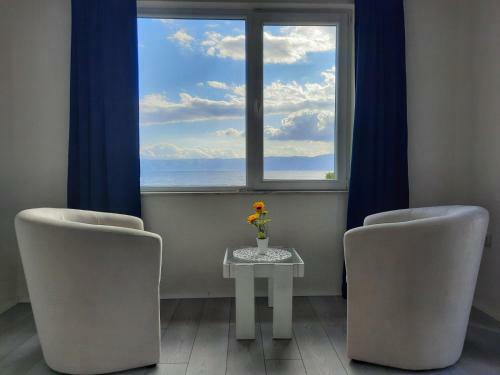 First Line Apartment