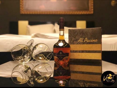 Mr.i Boutique Hotel & Bar