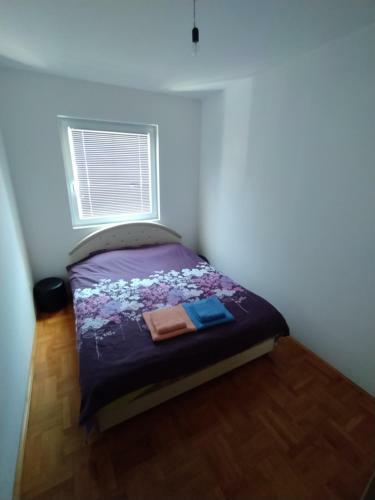 Apartment Silence B