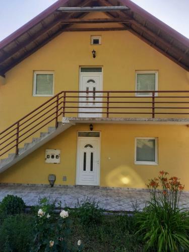 Apartman Ognjenovi?