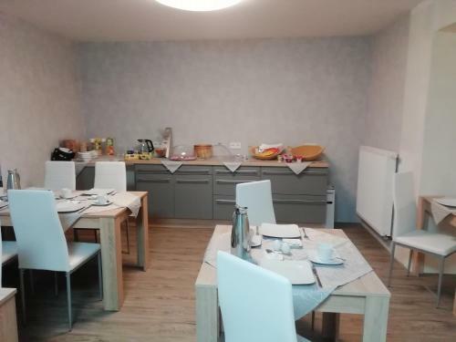 Bed & Breakfast G�stehaus - Caf� Frank