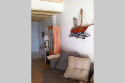 Pithos House