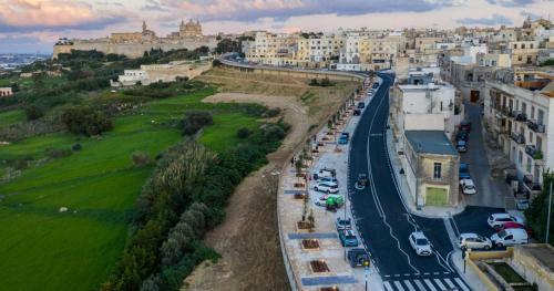 Modern Apartment On Mdina's Promenade