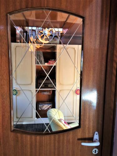 B&B Woonschip Robbedoes