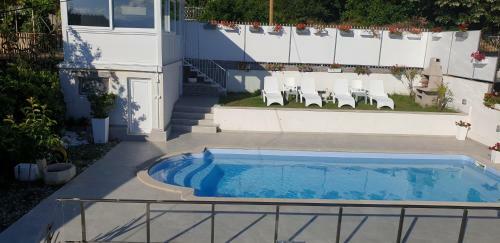 Hostal Family House