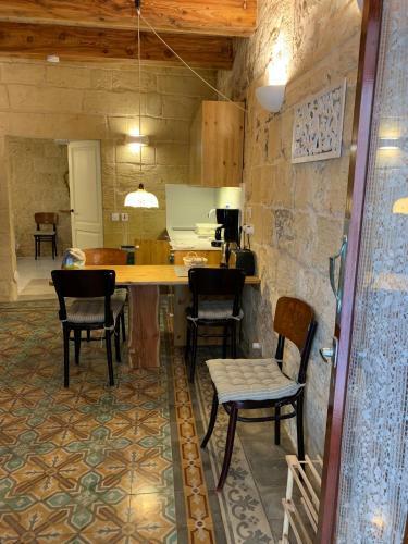 Apartamento Cosy Haven, 96 Triq Il-karita', Victoria Gozo