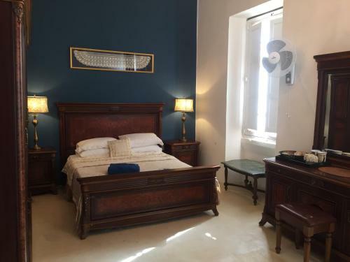 Hostal Santa Marija House