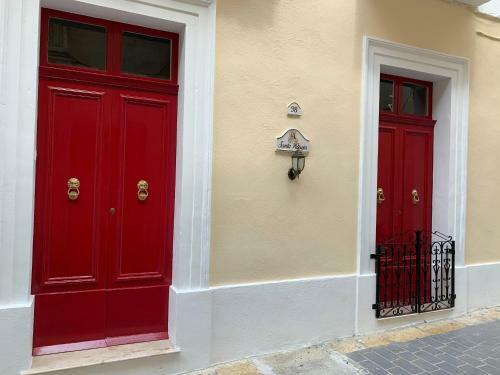 Hostal Santa Marija House