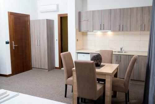 Hostal Ipn Apartments