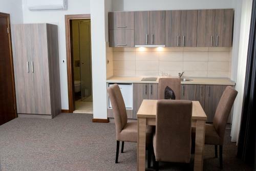 Hostal Ipn Apartments