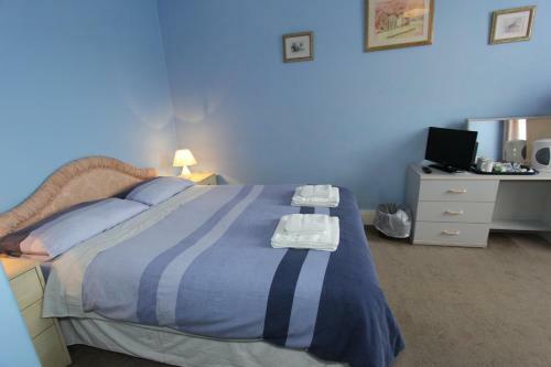 Hostal West Point Hotel
