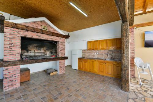 Villa Marinic With Private Pool , Zadar County