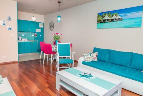 Blue Sea Apartment