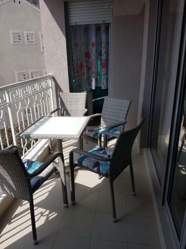 Blue Sea Apartment